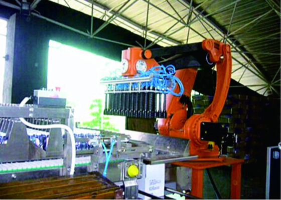 Trung Quốc Máy tự động đóng gói bao bì tự động Robot điều khiển tốc độ cao cho chai nước uống nhà cung cấp